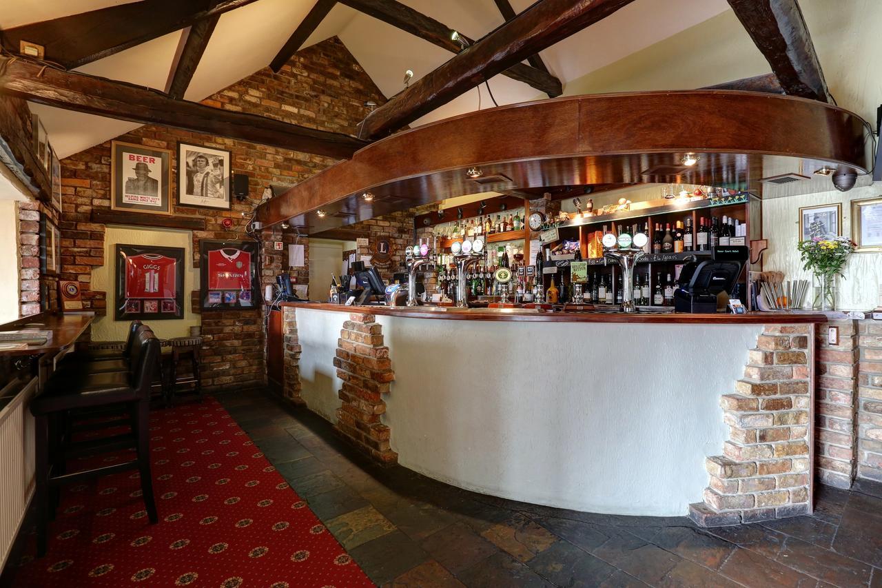 Manor Court Hotel Carnaby Buitenkant foto